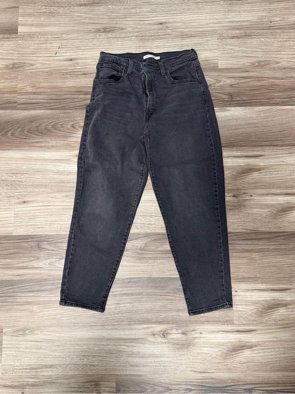 Levi's High Waisted Mom Jean